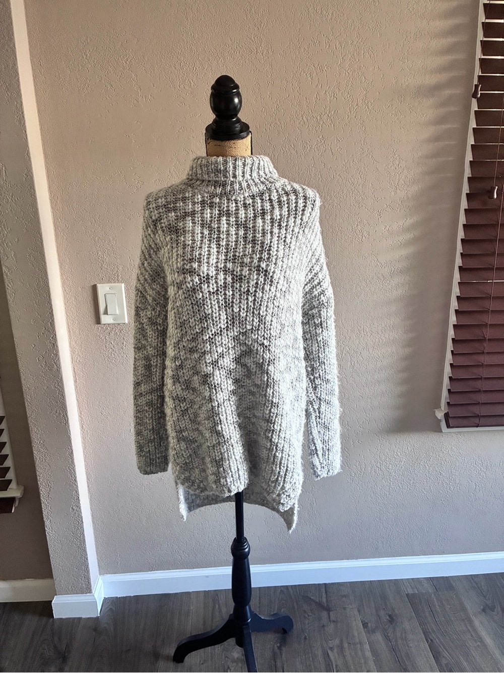 Zara Grey Marled Chunky Turtleneck Sweater